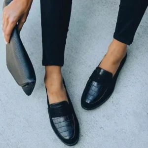 Formella slip-on-skor för kvinnor
