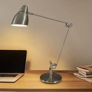 Elegant silverfärgad skrivbordslampa med klockskärm – Modern metallbordslampa för studier och arbetsytor